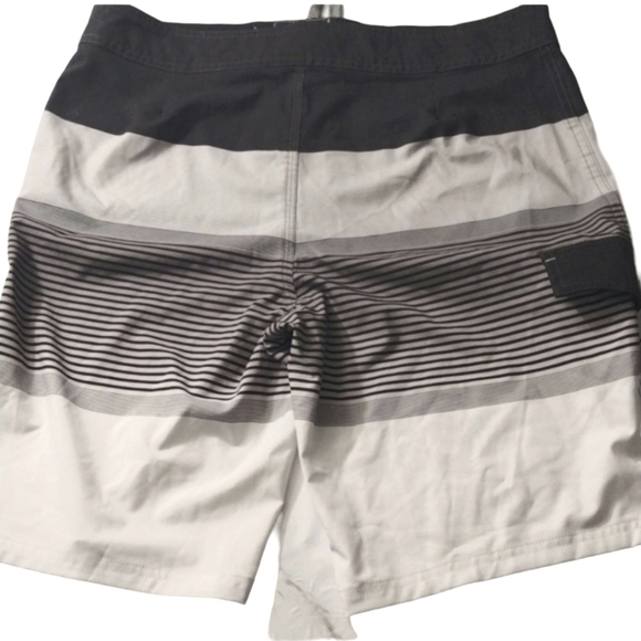 Champion bundle men two shorts 🩳 size 34 - Picture 4 of 4